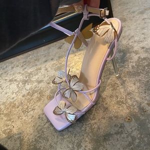 Butterfly heels